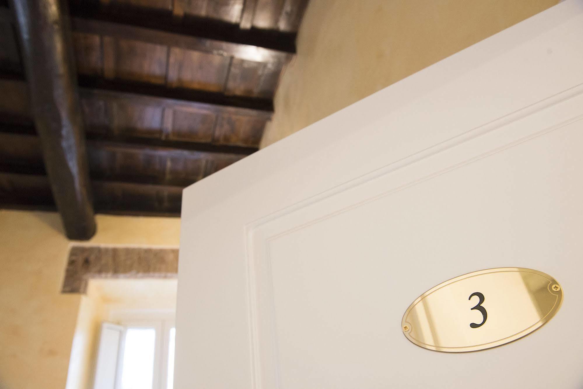Domus Trevi Bed and breakfast 3*