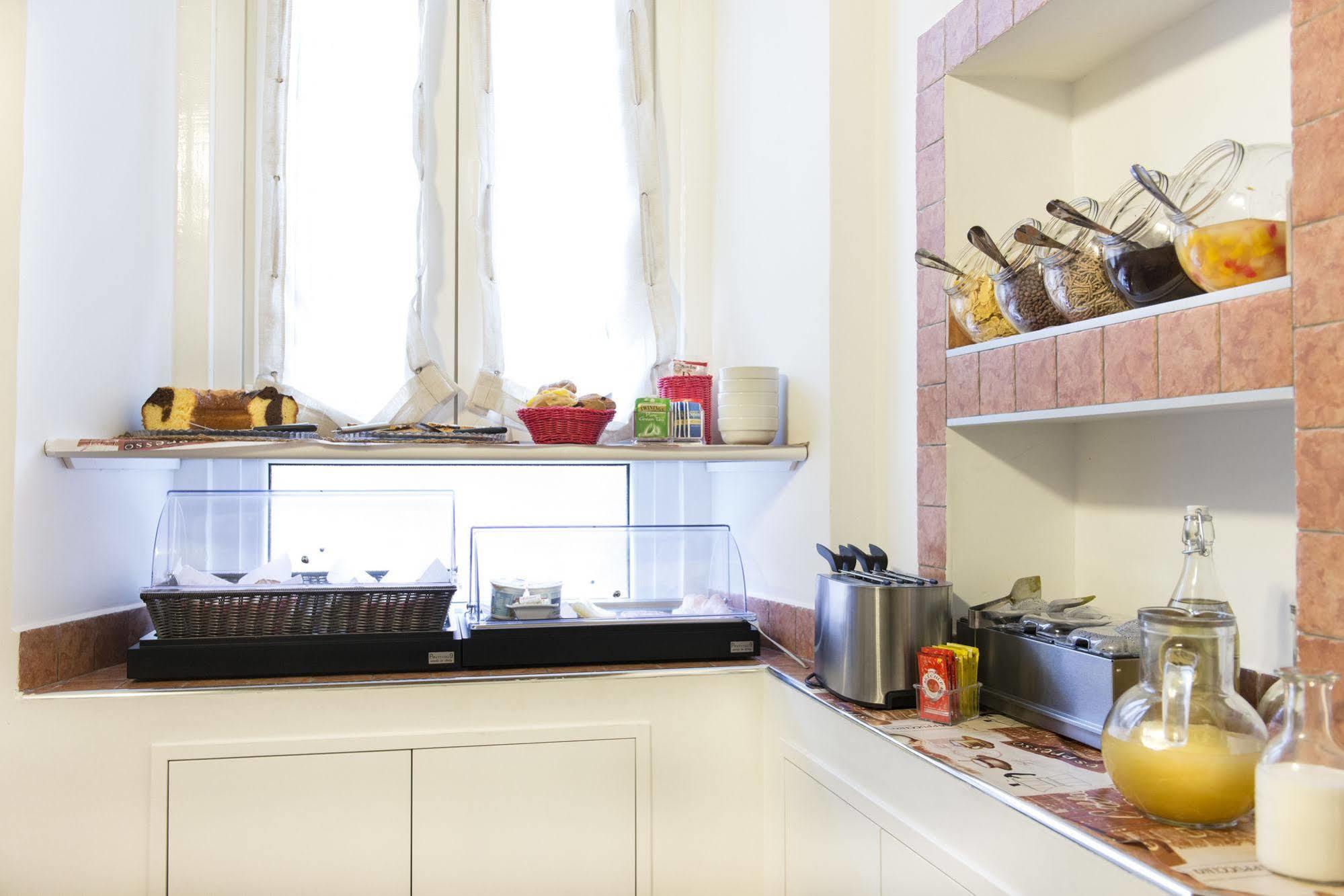 Domus Trevi Bed and breakfast Roma