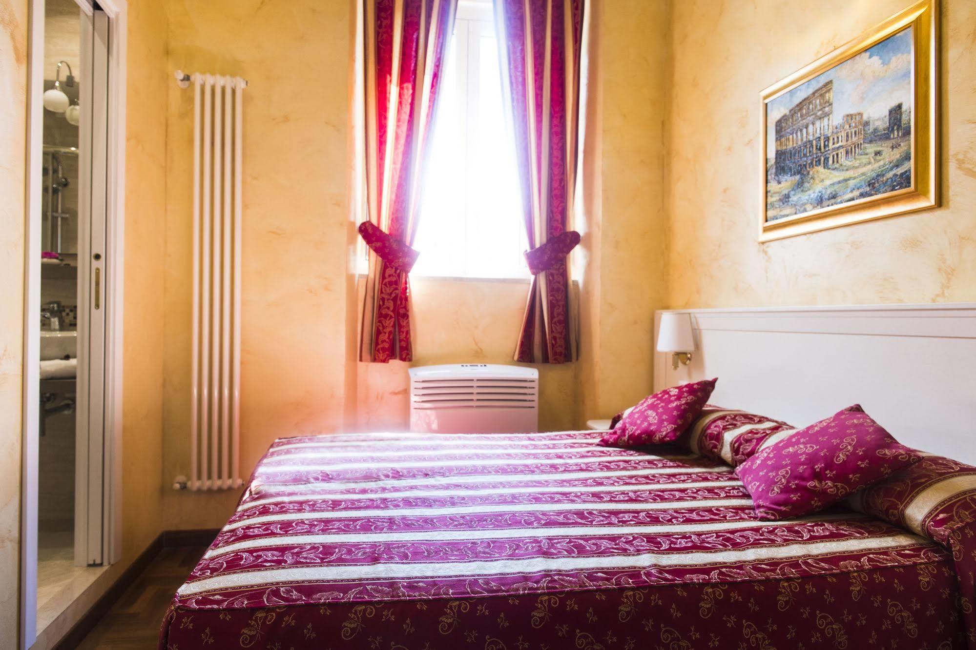 Domus Trevi Bed and breakfast 3*