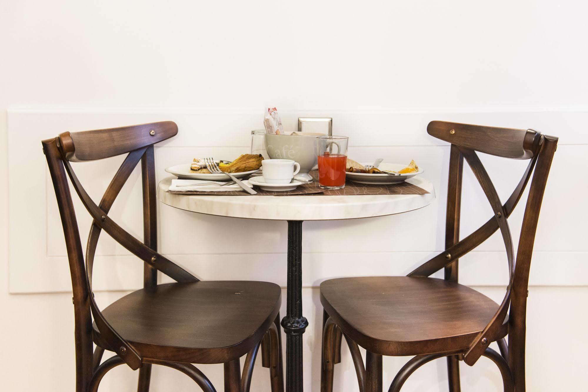 Domus Trevi Bed and breakfast Roma