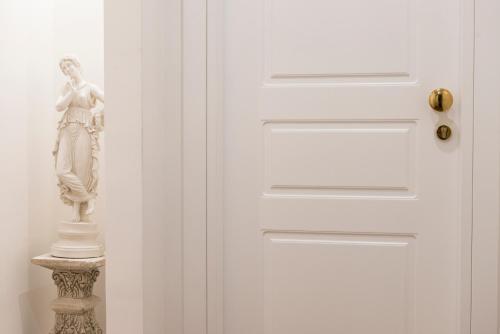 Domus Trevi Bed and breakfast